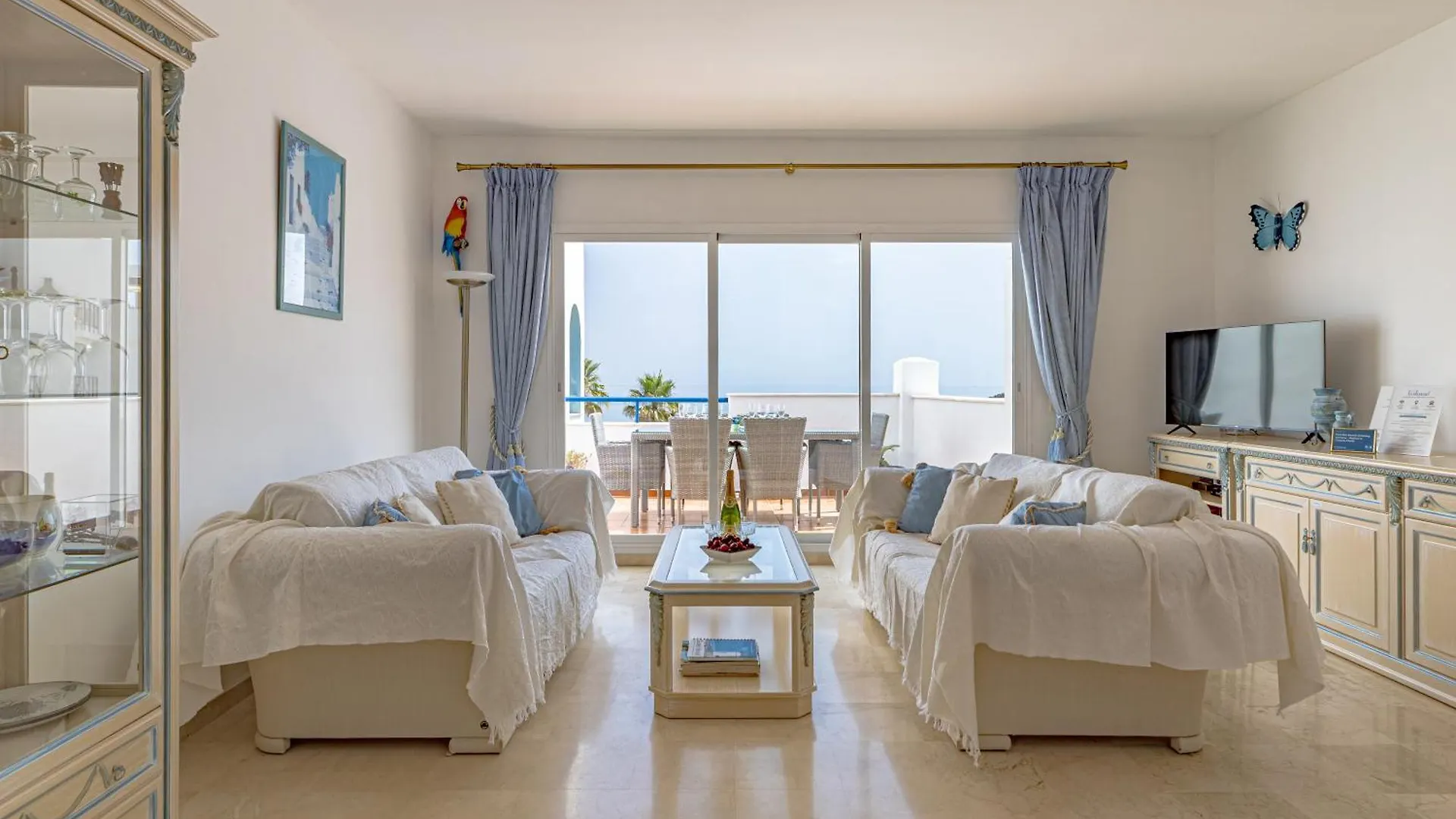 Firstline Beach-Amazing Seaview - Estepona-La Duquesa Bahia de Casares Appartement