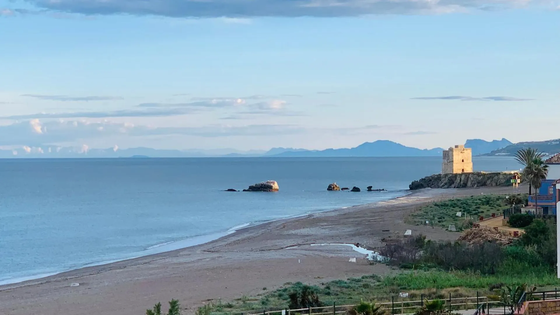 Firstline Beach-Amazing Seaview - Estepona-La Duquesa Bahia de Casares 0*,  Spagna
